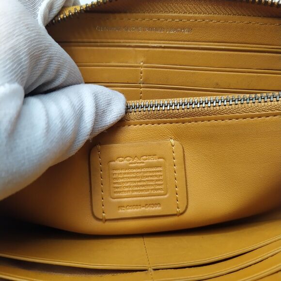 Coach Yellow Leather Zip Around Credit Card Wallet - Picture 12 of 16
